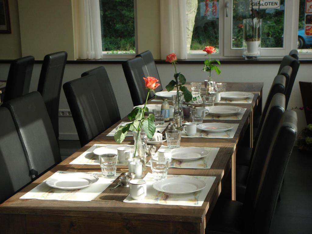Hotel Restaurant Lakeside Uithoorn Exterior foto